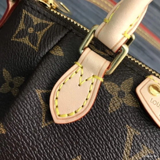 TURENNE Louis Vuitton 0815